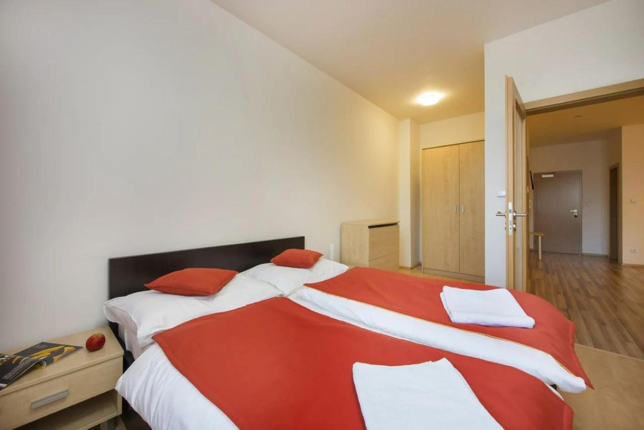 Hotel Spolcentrum Svit Esterno foto