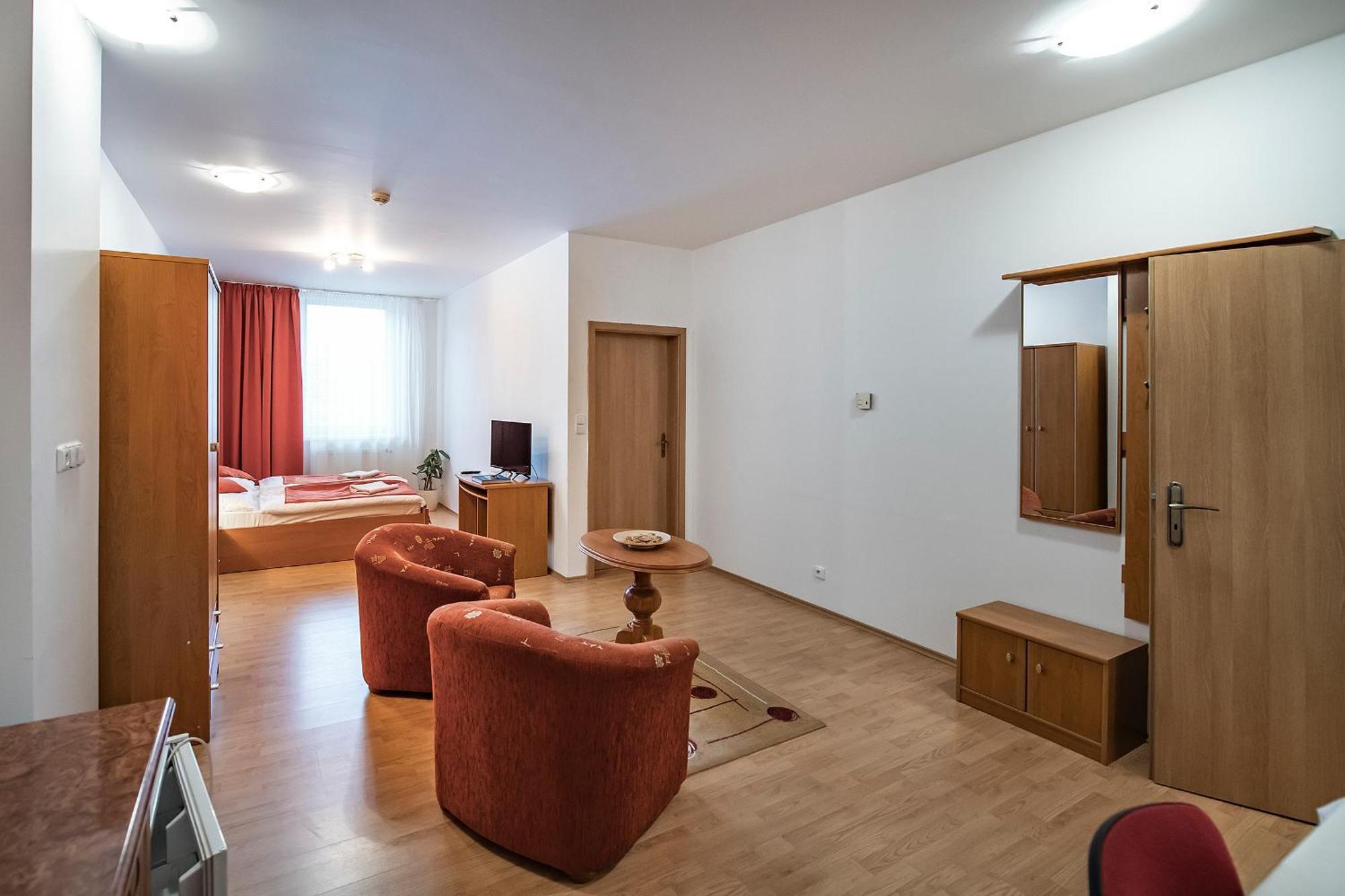 Hotel Spolcentrum Svit Esterno foto