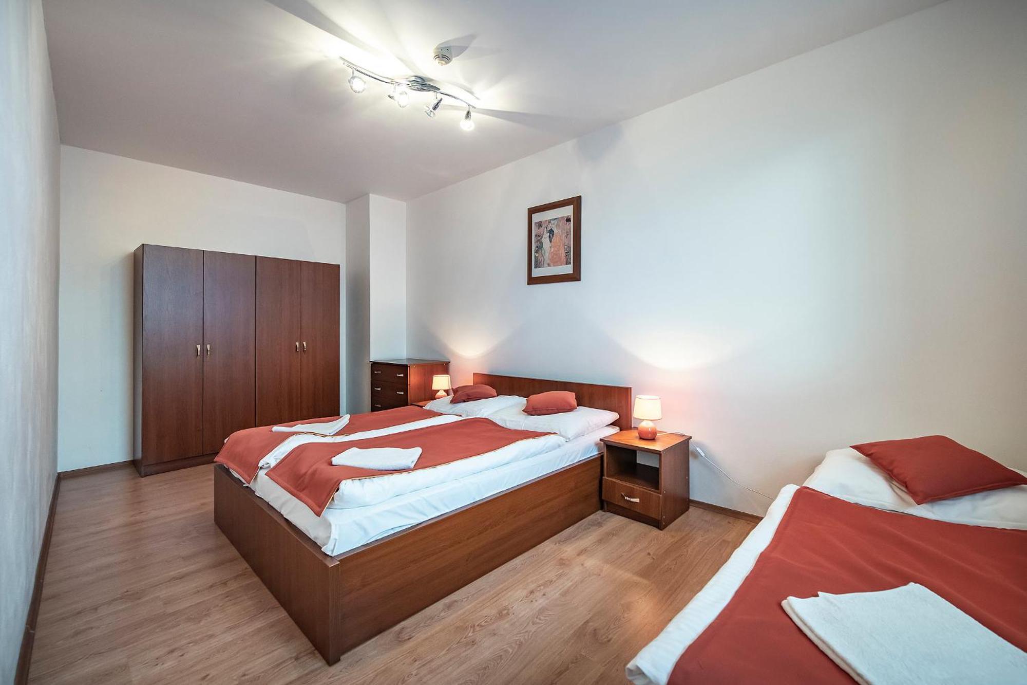 Hotel Spolcentrum Svit Esterno foto